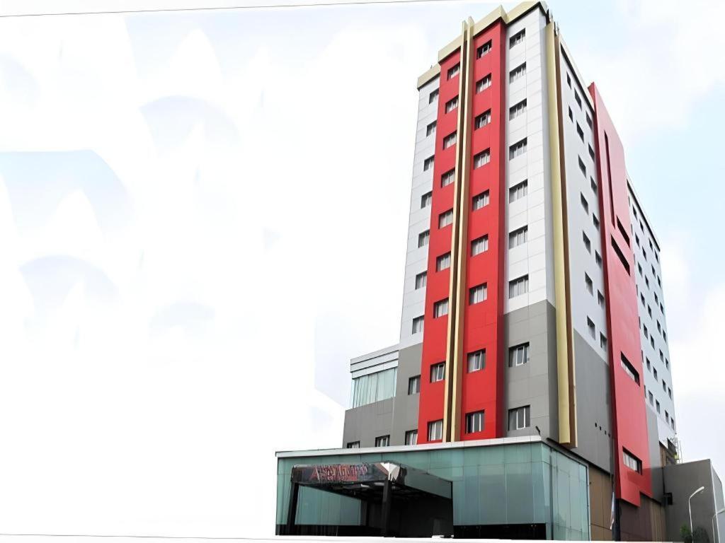 Grand Antares Hotel Medan Buitenkant foto